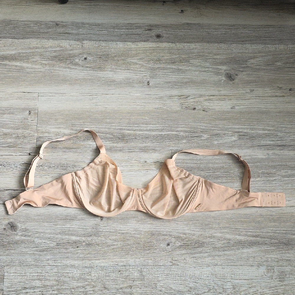 Skims Women's Cream Underwire Bra